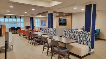 Free buffet breakfast