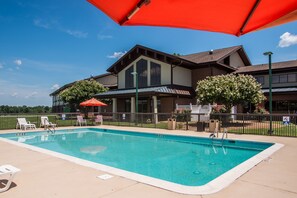 Seasonal outdoor pool