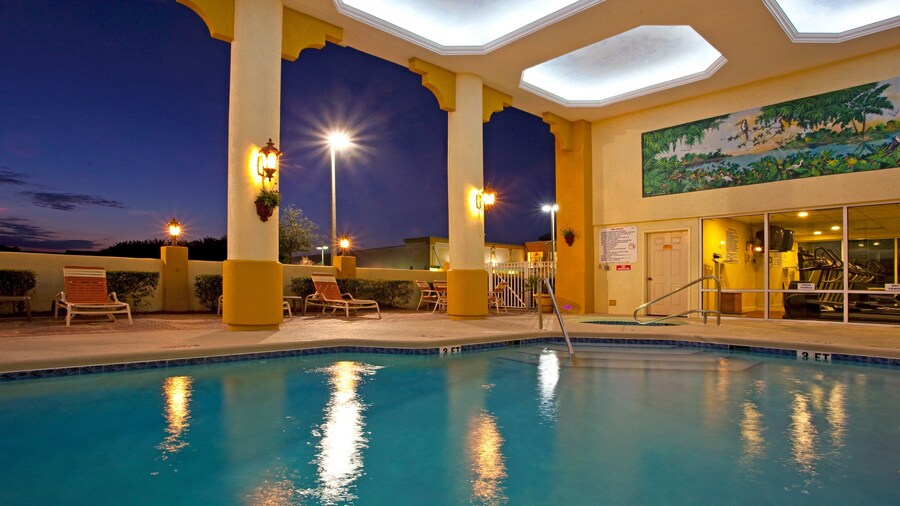 Holiday Inn Express Hotels & Suites Cocoa Beach by IHG