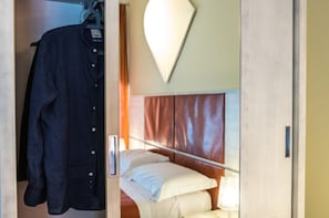 Minibar, in-room safe, iron/ironing board, cots/infant beds