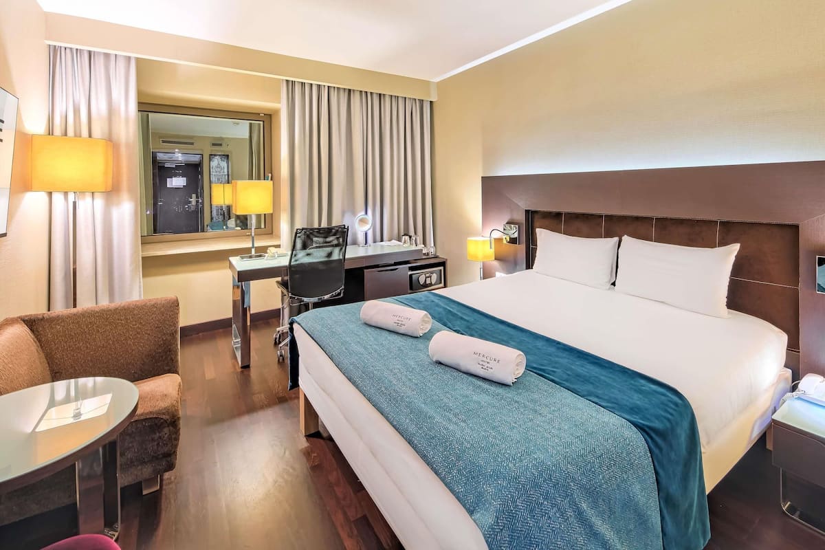 Privilege, Chambre Confort, 1 grand lit | 1 chambre, minibar, coffres-forts dans les chambres