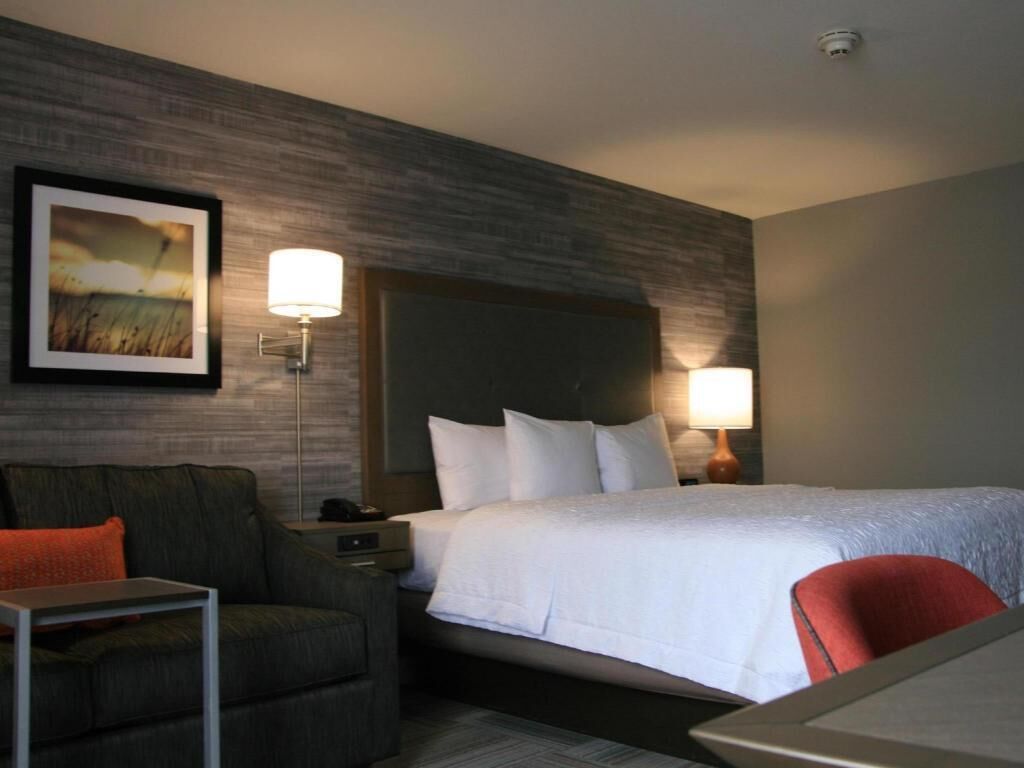 In-room safe, iron/ironing board, free wired internet, bed sheets