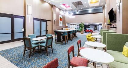 Hampton Inn & Suites Tulsa-Woodland Hills 71st-Memorial