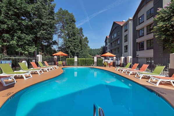 Seasonal outdoor pool