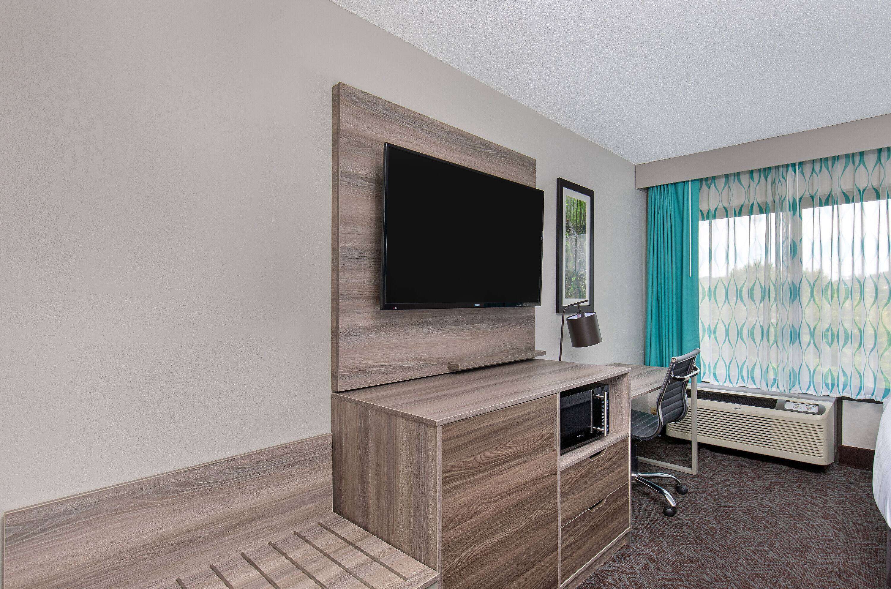 room, 2 queen beds, non smoking | premium bedding, in-room safe, desk, iron/ironing board