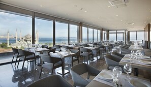 Lunch and dinner served, Turkish cuisine - Hotel Arcadia Blue Istanbul (Istanbul)