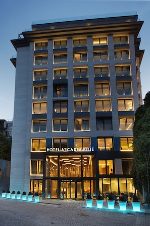 Front of property - evening/night