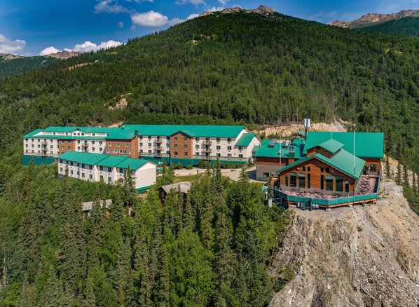Aerial view - Grande Denali Lodge (Denali National Park)