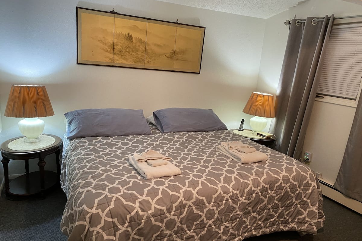 Basic Double Room (Japan) | Laptopgeeigneter Arbeitsplatz, Bügeleisen/Bügelbrett, kostenloses WLAN