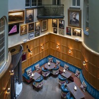 Bar (en la propiedad)