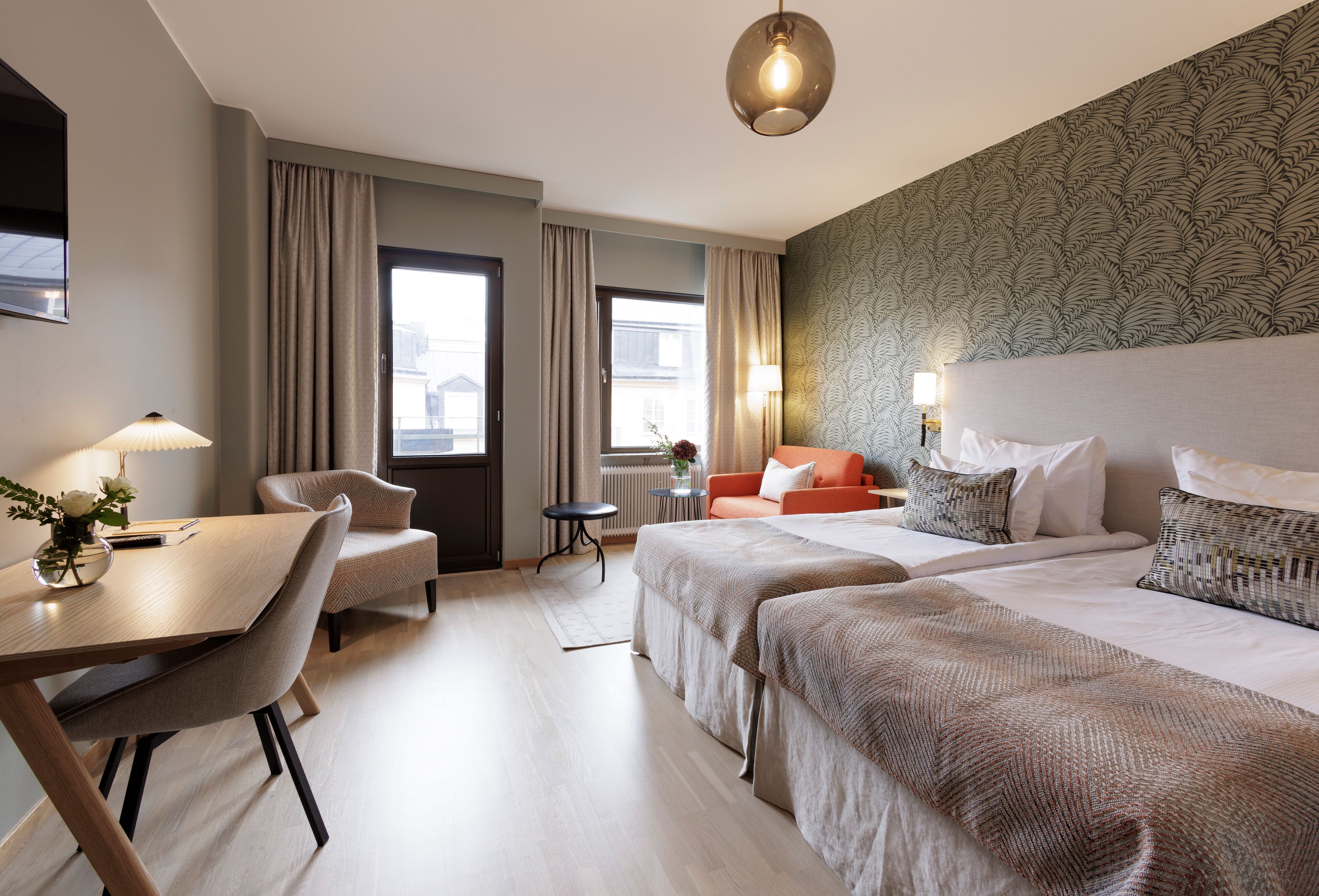 Superior Twin Room | In-room safe, desk, blackout curtains, iron/ironing board