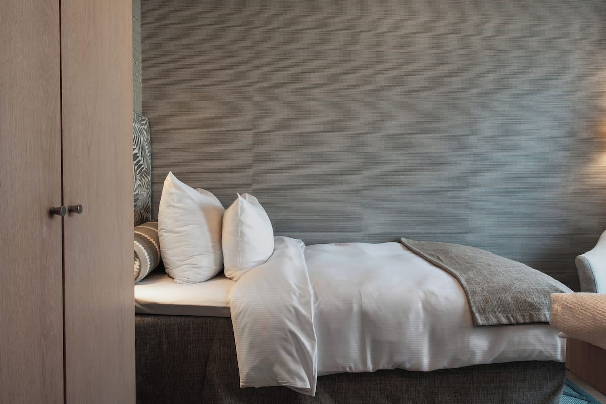 Superior Single Room | In-room safe, desk, blackout curtains, iron/ironing board