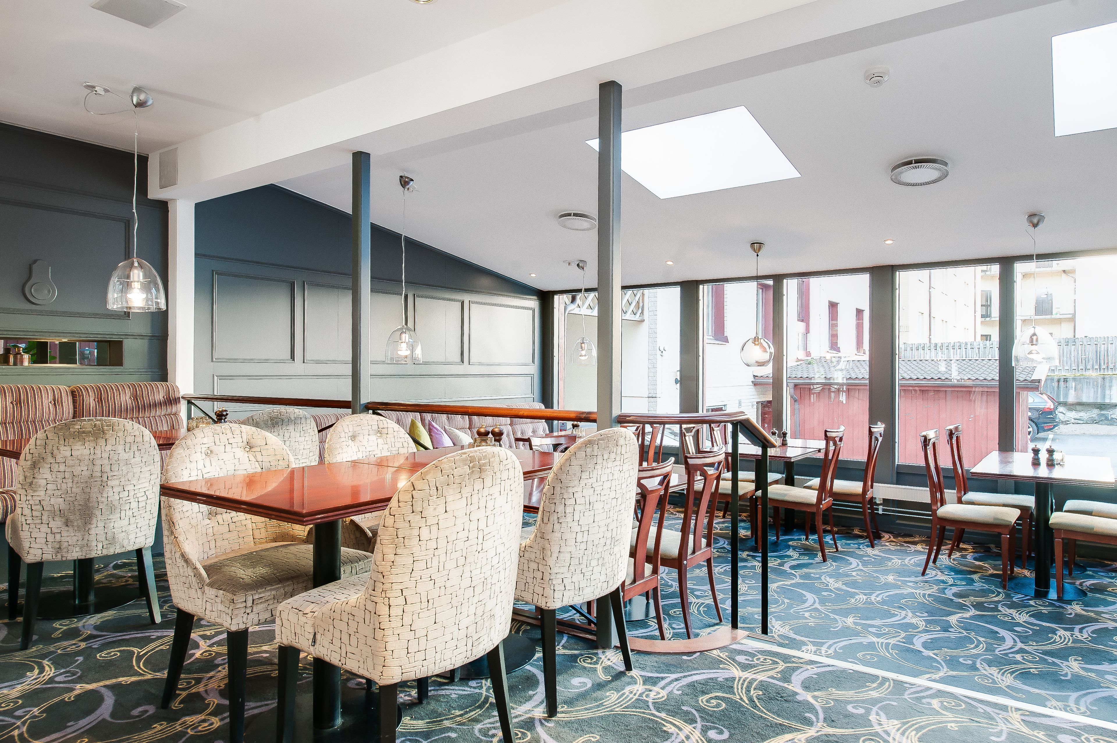 breakfast and brunch served