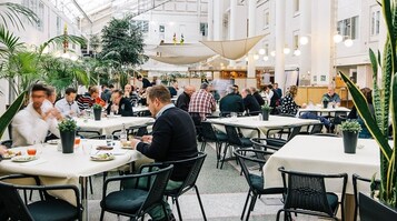 Se sirven desayunos, almuerzos y cenas