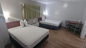 Rideaux occultants, Wi-Fi gratuit, draps fournis