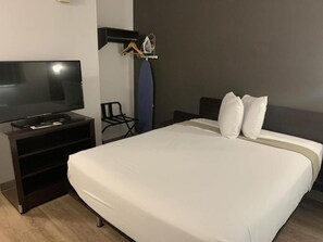 Blackout drapes, free WiFi, bed sheets