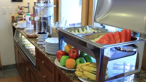 Frukostbuffé på vardagar (USD 12 per person)