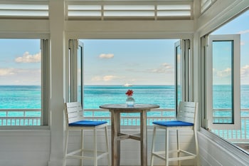 Bar (on property) at The Ocean Club, A Four Seasons Resort, Bahamas
