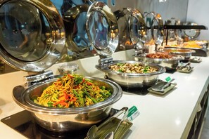 Daily buffet breakfast (AUD 32.00 per person)
