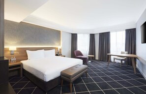 Deluxe Suite | City view