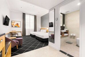 1 bedroom, in-room safe, individually furnished, desk