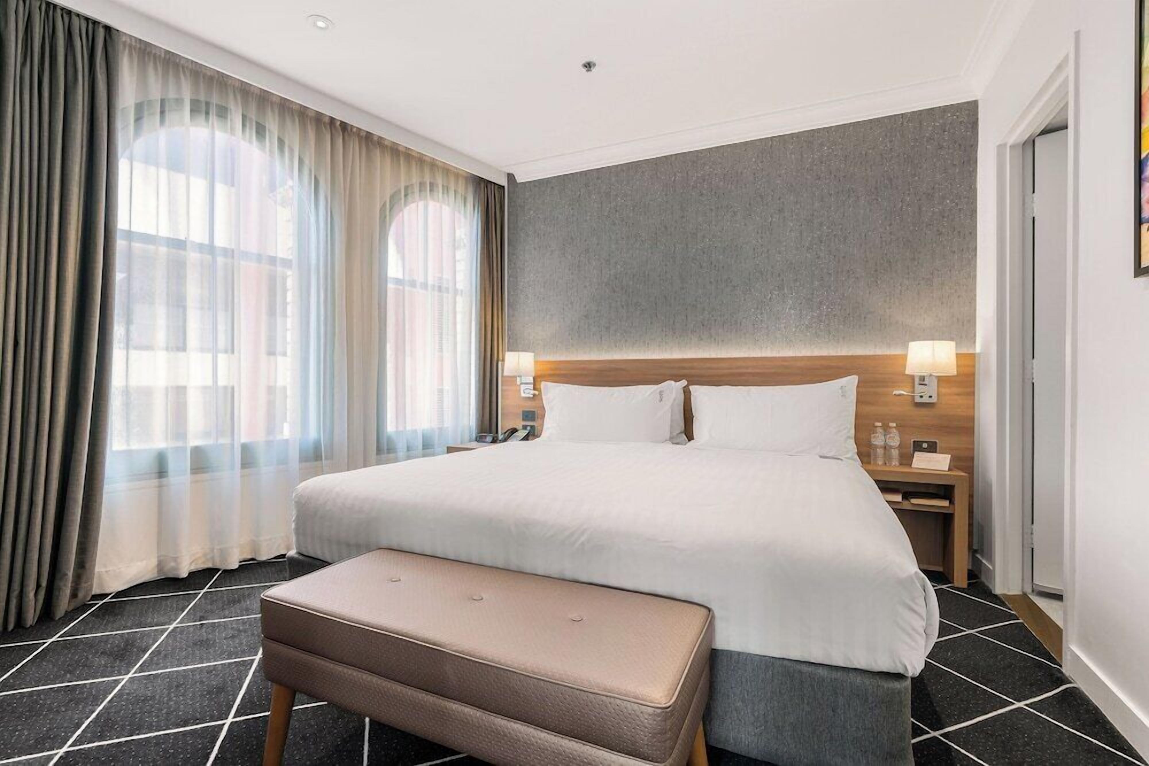 In-room safe, individually furnished, desk, laptop workspace