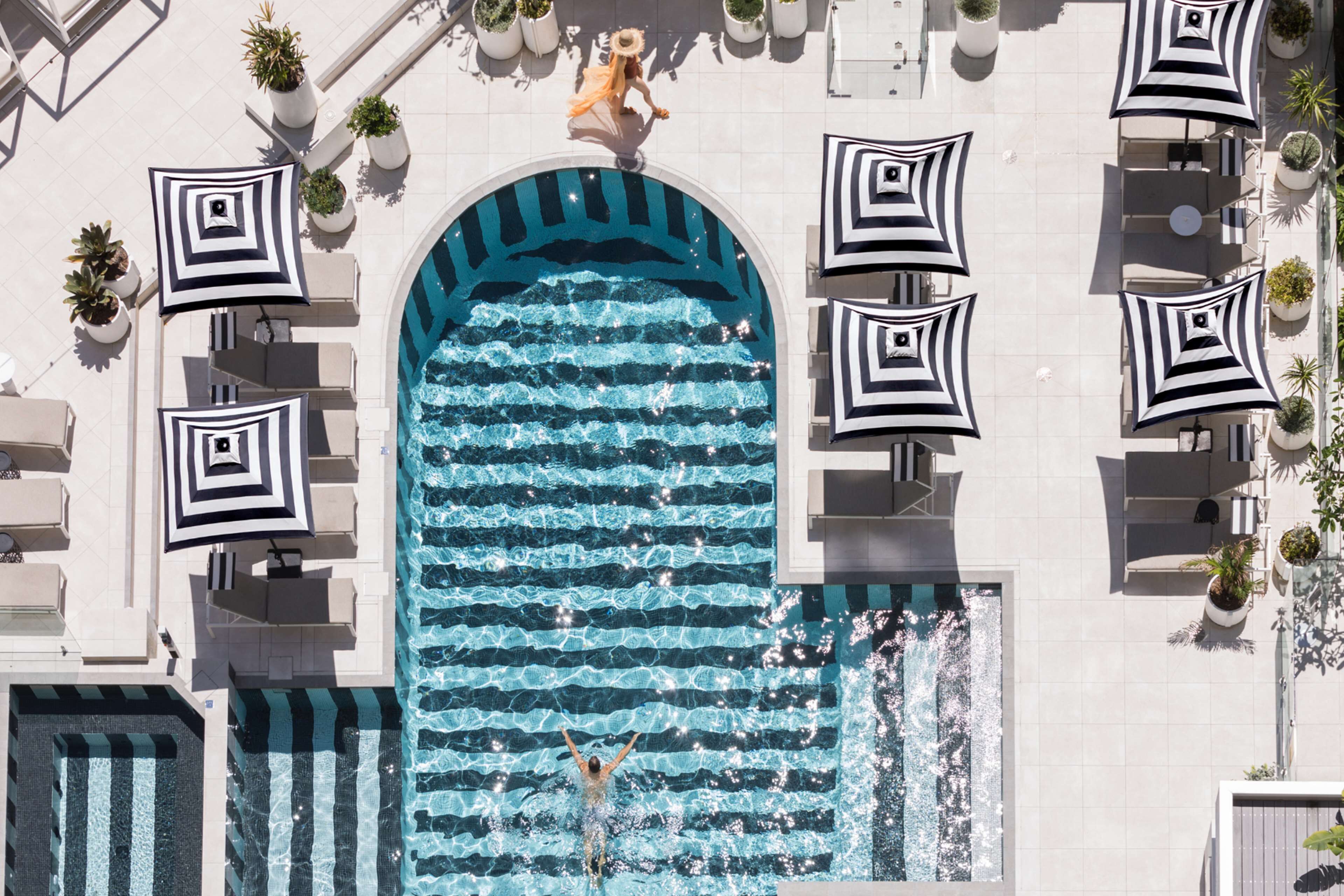 Outdoor pool, pool cabanas (surcharge), pool umbrellas