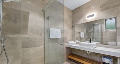 Rowville International Hotel