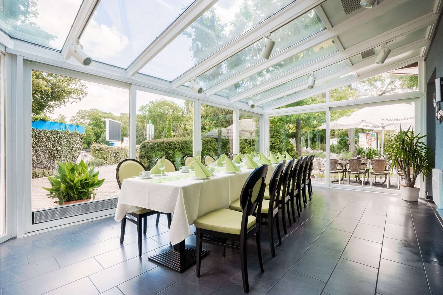 تناول الطعام