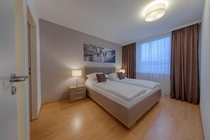 舒适公寓, 1 张双人床, 厨房 (Living Room;with Sofabed) | 防过敏的被褥、客房内保险箱、遮光窗帘、隔音