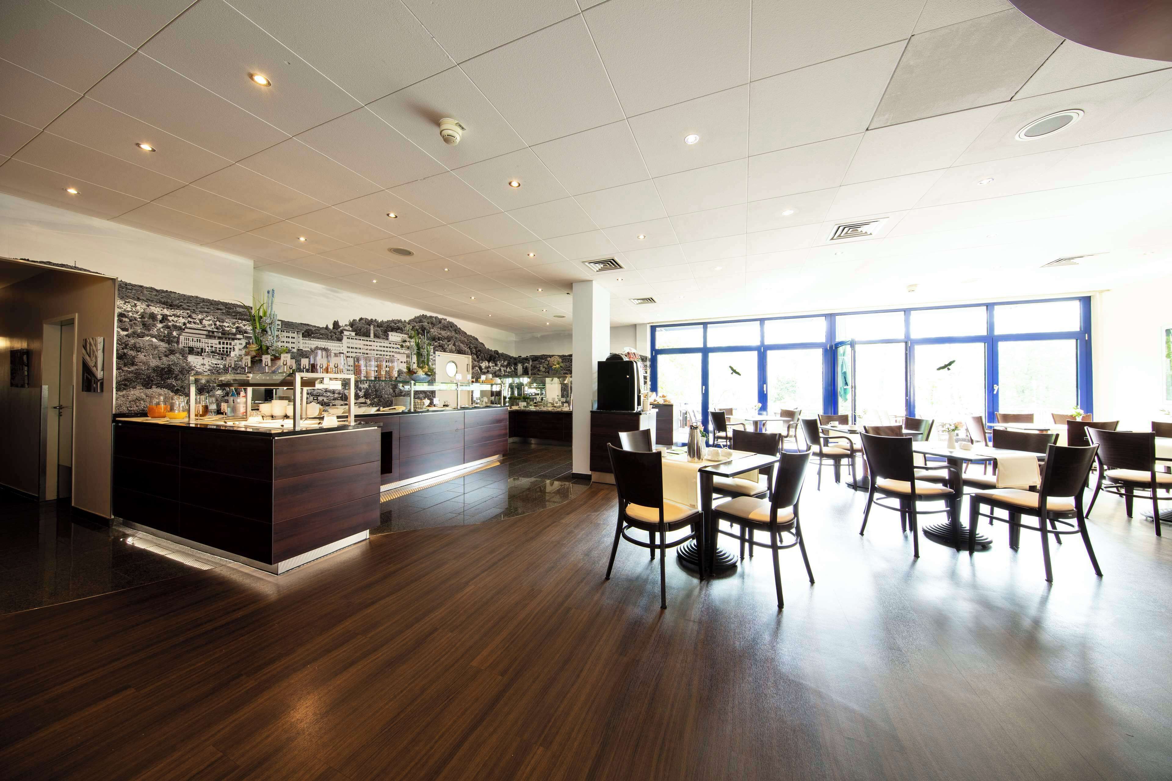 Tägliches inbegriffenes Frühstücksbuffet