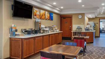 Free daily buffet breakfast