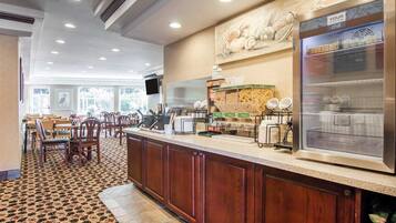 Free daily buffet breakfast