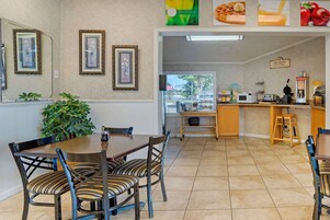 Free daily buffet breakfast