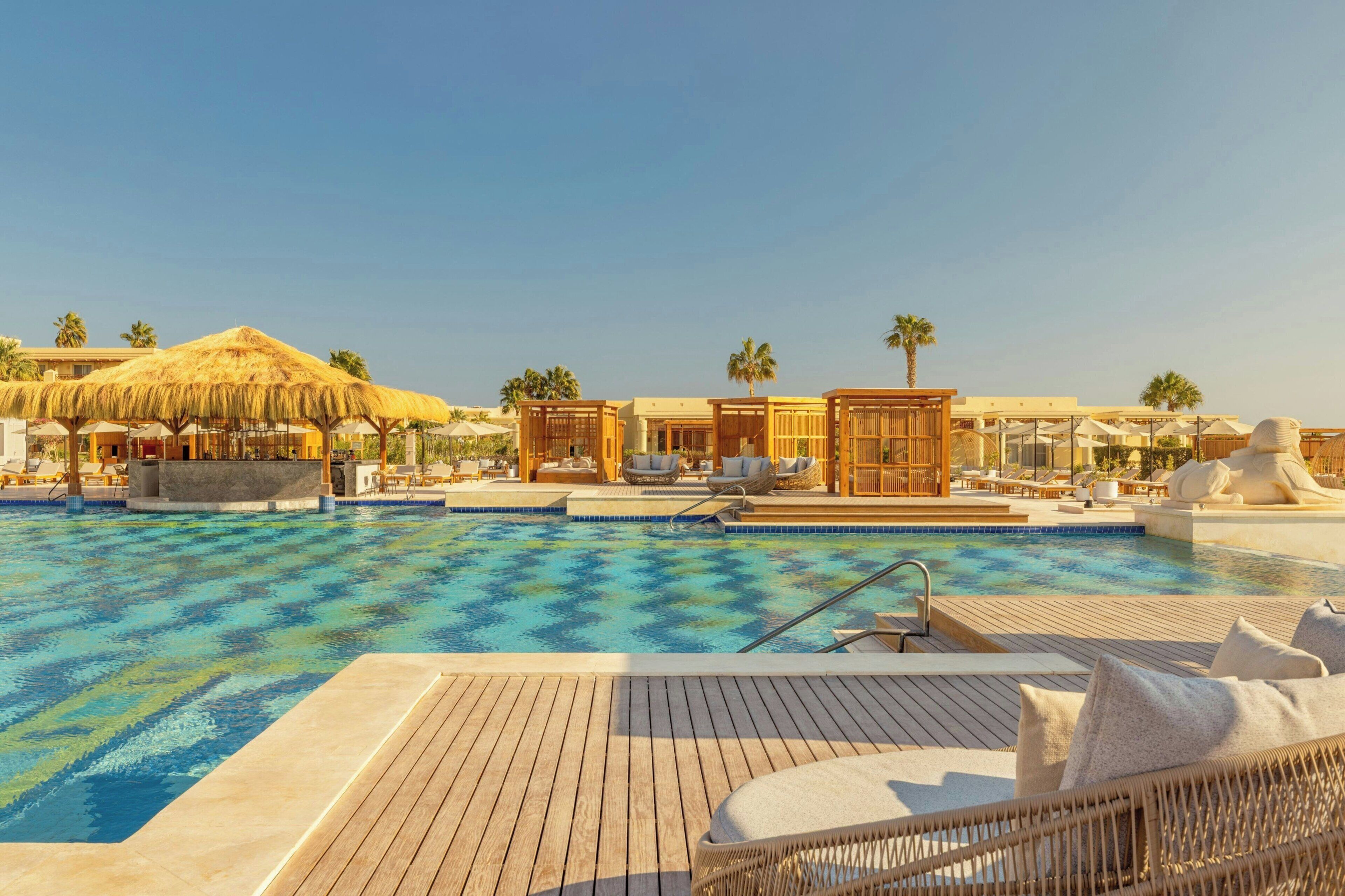 3 outdoor pools, pool umbrellas, sun loungers