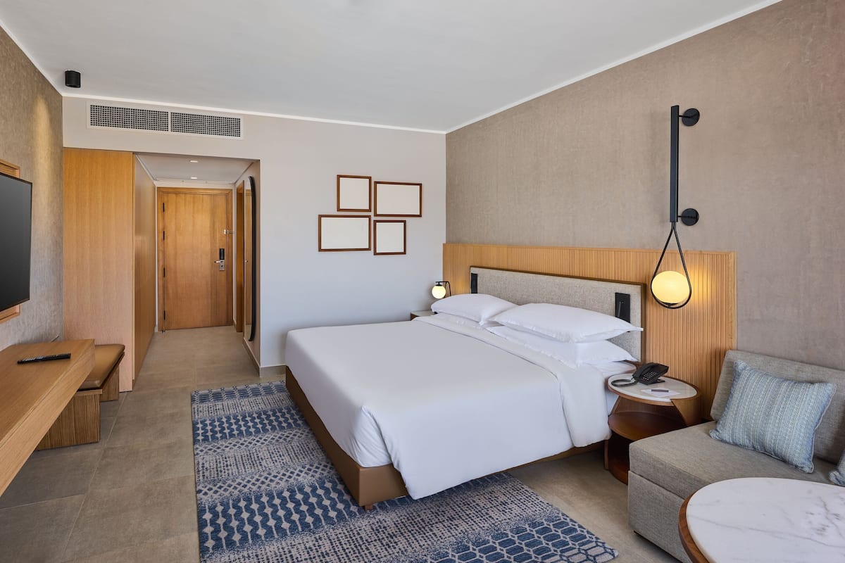 1 bedroom, Egyptian cotton sheets, premium bedding, pillow-top beds