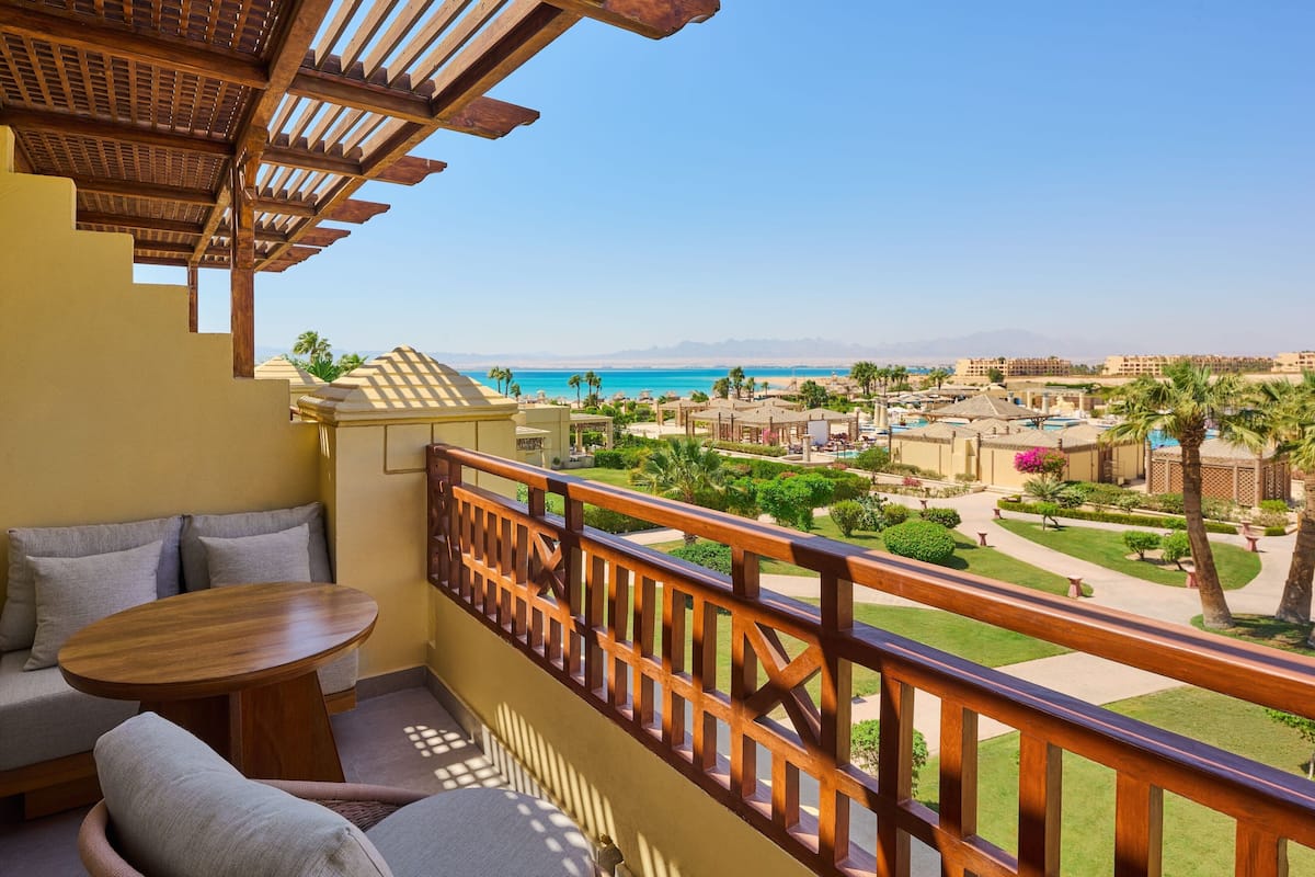 1 bedroom, Egyptian cotton sheets, premium bedding, pillow-top beds