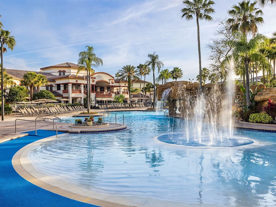 5 Außenpools, Cabañas (kostenlos), Sonnenschirme