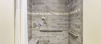 Baymont by Wyndham Jacksonville/Butler Blvd
