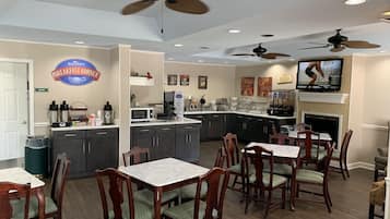 Desayuno continental incluido todos los días