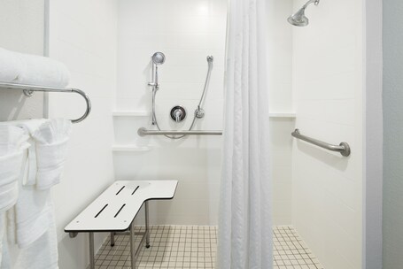 Holiday Inn Express Suites Nearest Universal Orlando, an IHG Hotel - Image 20