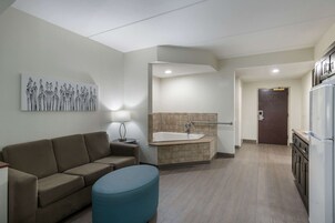 Suite, Meerdere bedden, niet-roken (Upgrade) | Een bureau, een strijkplank/strijkijzer, gratis wifi, beddengoed