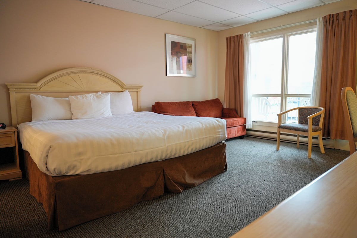 Chambre Standard, Plusieurs lits, non-fumeur | Coffre-fort, bureau, fer et planche à repasser, lit de bébé (gratuit)
