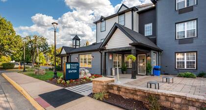 MainStay Suites Sterling near Dulles Town Center