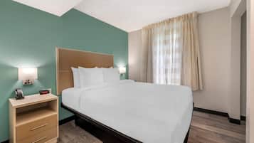 高档床上用品、办公桌、笔记本电脑工作区、熨斗/熨衣板