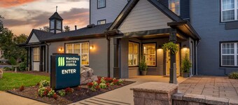 MainStay Suites Sterling near Dulles Town Center