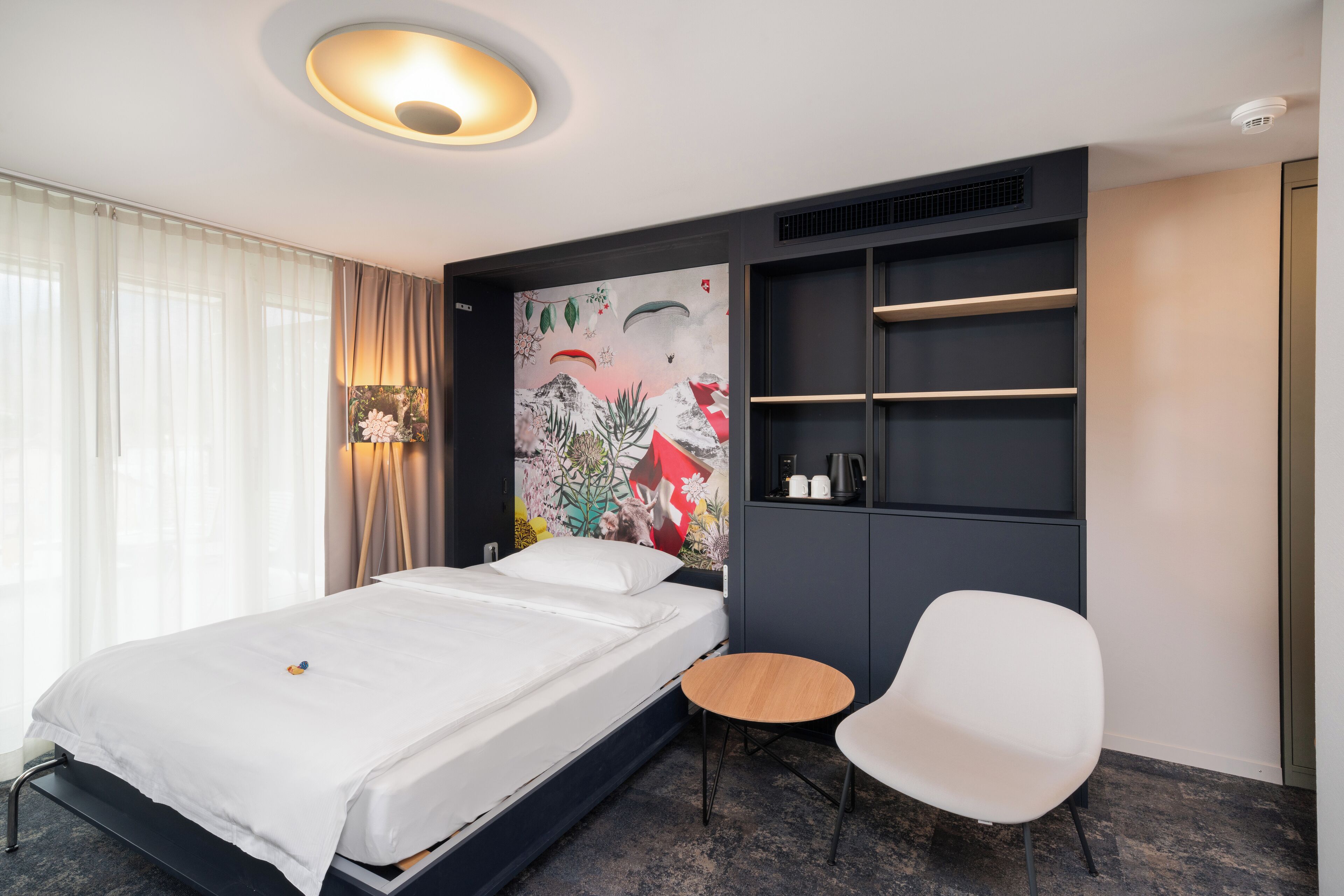 spacious roof top room | extra beds