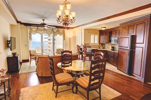 One Bedroom Suite with Kitchen / Living Room | Premium bedding, in-room safe, desk, blackout drapes