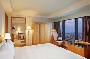 Suite Panoramique, 1 très grand lit | Vue de la chambre