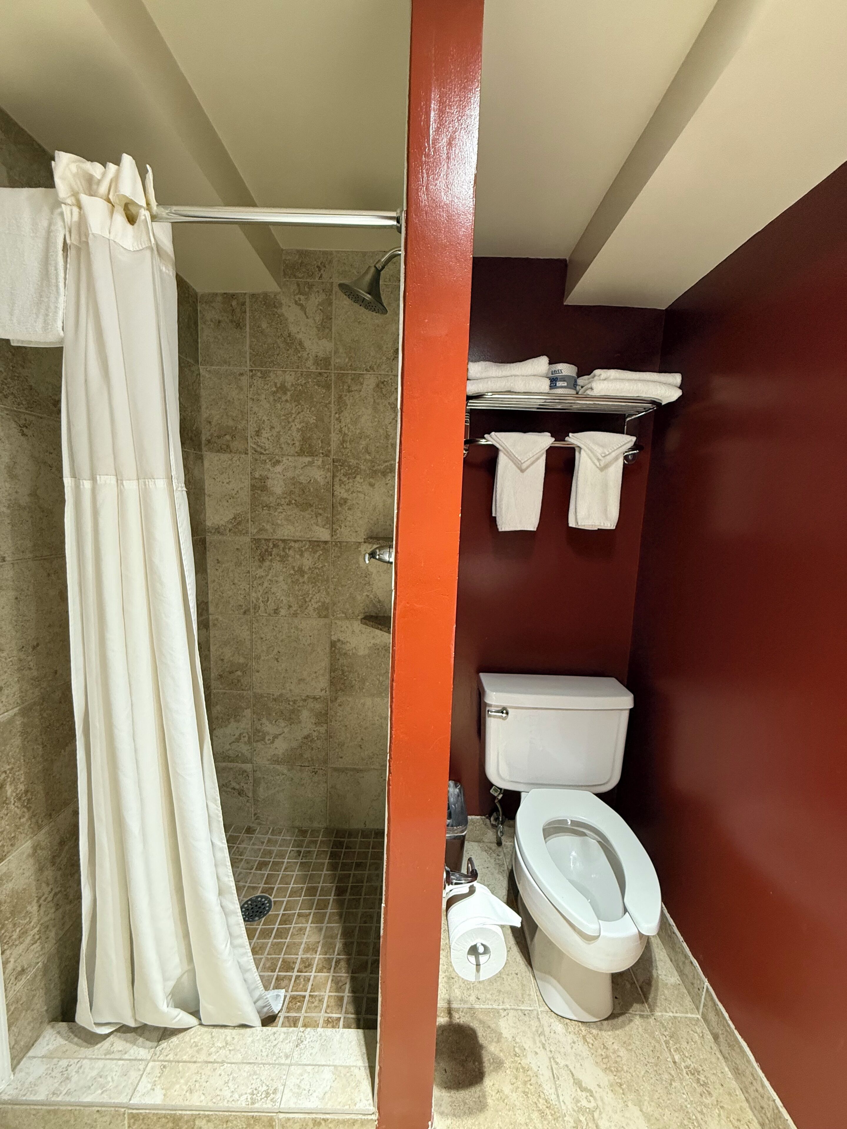 Photo - Windsor Inn Hotel